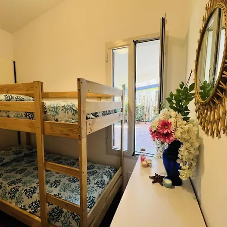 Lovely With Spacious Garden * 比比翁