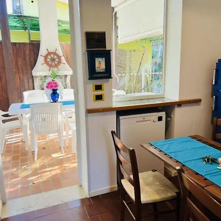 Lovely With Spacious Garden *