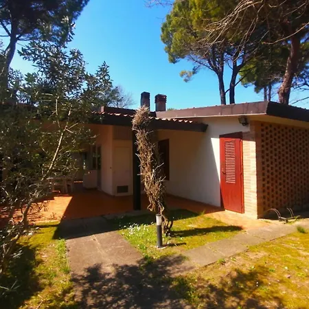 Lovely With Spacious Garden