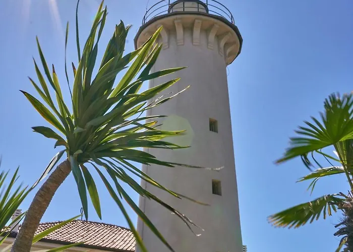 Lovely With Spacious Garden 别墅 比比翁